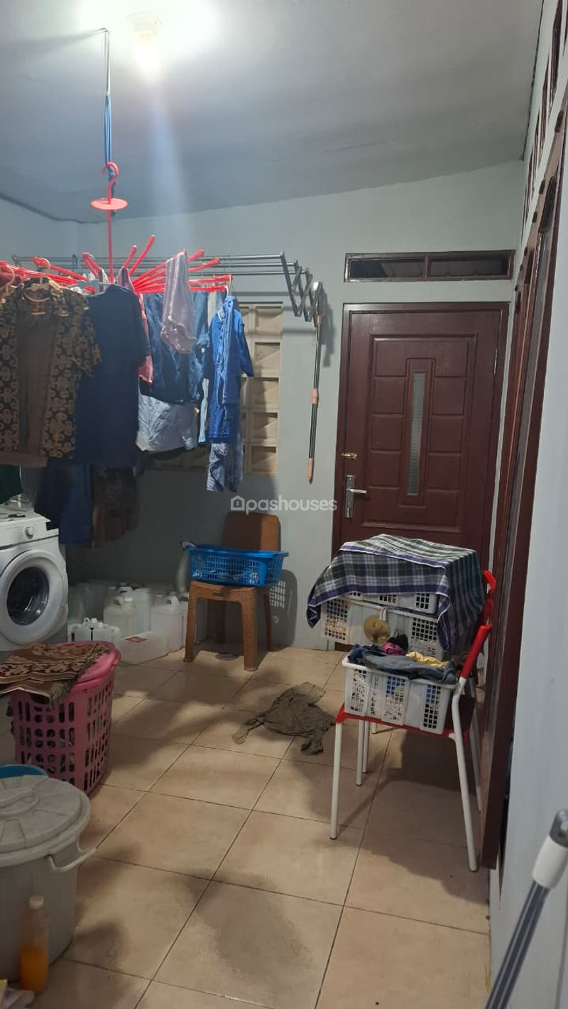 Jalan Mawar III No.21