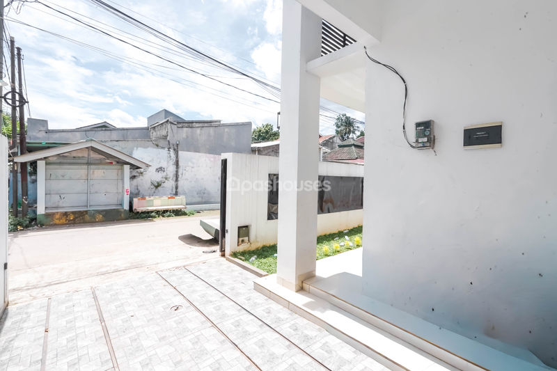 Perumahan Lembah Griya Indah Blok B16 No.21 