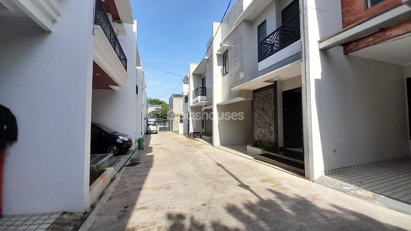 Jalan Bukit Sikumbang Depok