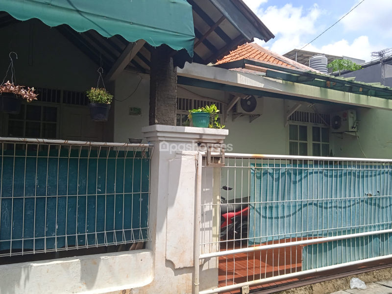 Jalan Al Madaniah