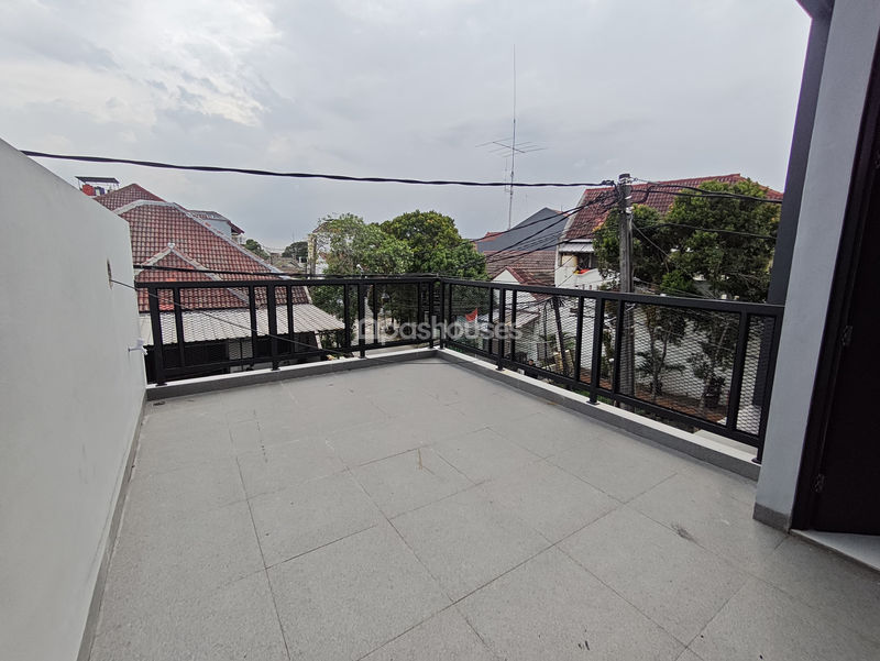 Taman Harapan Baru Blok B4 No.22