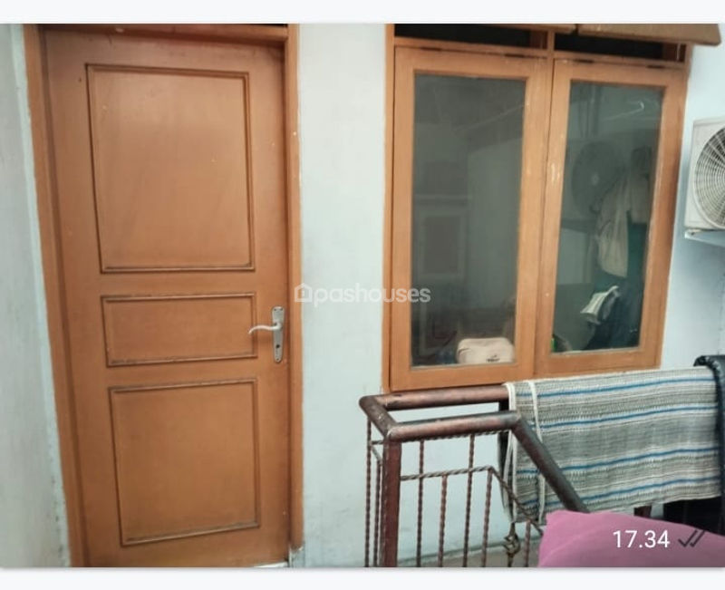 Rumah Usaha SANGAT STRATEGIS Pinggir Jalan Utama Perumahan TAMAN GALAXI INDAH Bekasi