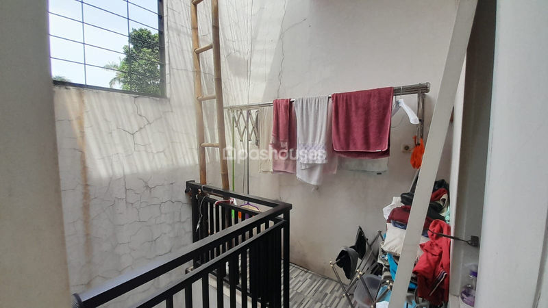 Komplek Six House Jagakarsa No. 10i