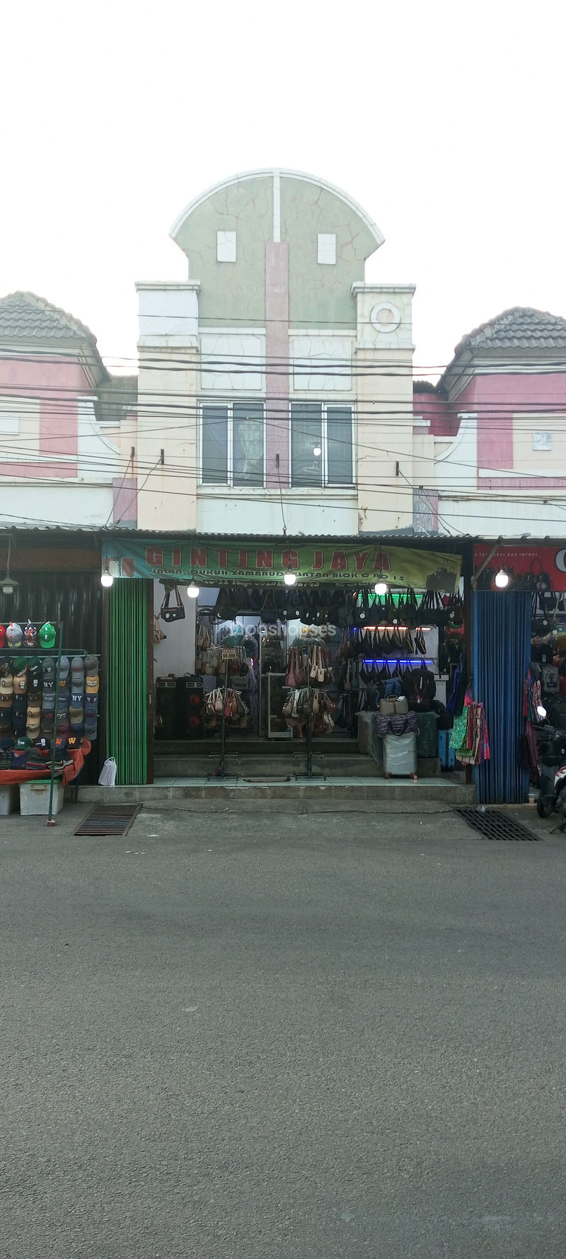 Ruko Legenda Park Blok C No. 11