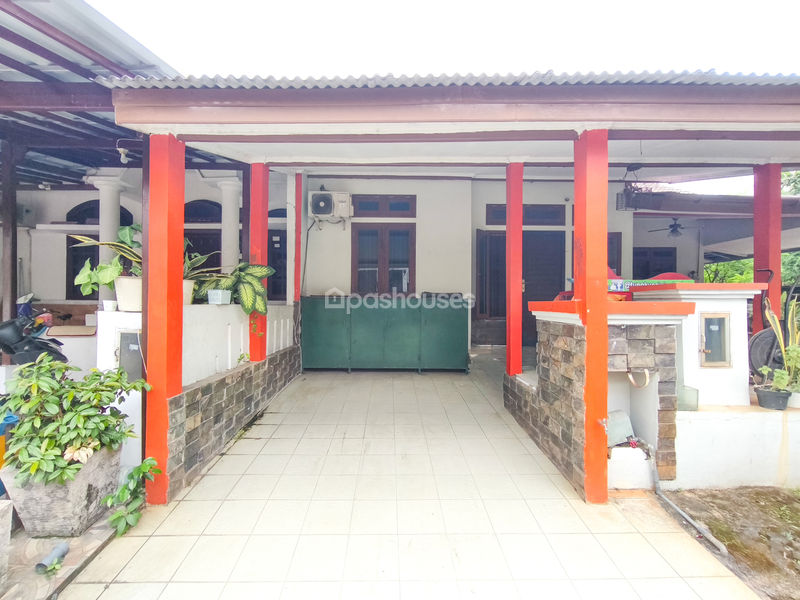 Graha Raya Cluster Fedora Blok J9 No. 21