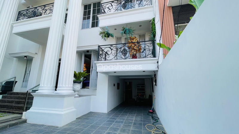 Perumahan Mediterania Regency Cikunir