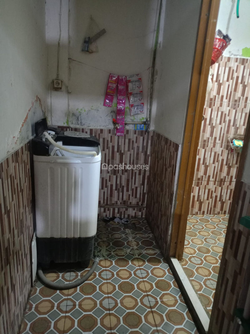 Perumahan Adiwira Persada Blok I No.20