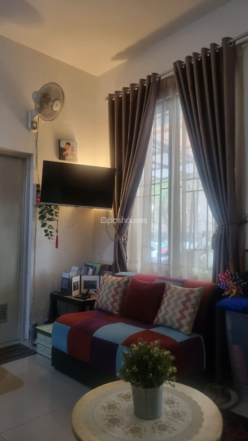 Cluster Flora Aryana Karawaci Blok E10 No.7