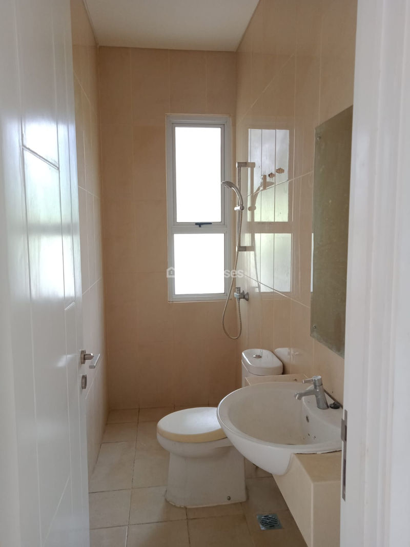 Perumahan Vanya Park Cluster Assana House Blok B08 No.22