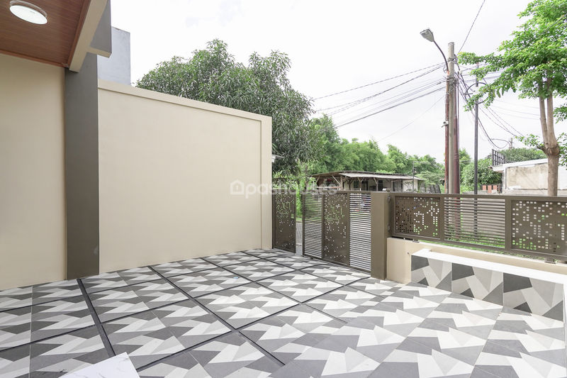 Bekasi Timur Regency 3 Cluster Ivory Blok I6 No.11