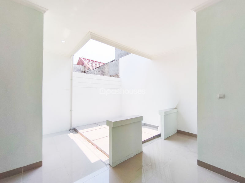 Jalan Dahlia Indah 1 Blok Gd No. 4b