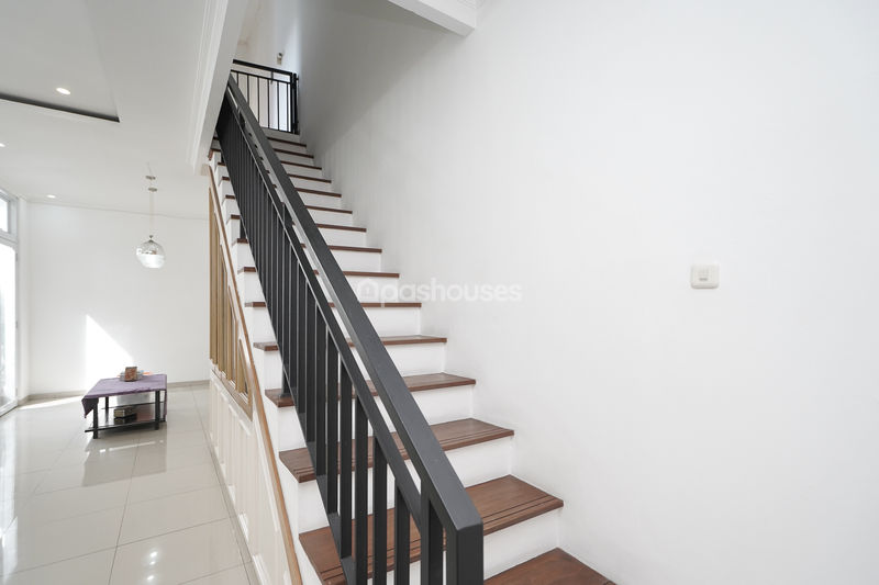 Jatiwaringin Townhouse 2 No.C8-9