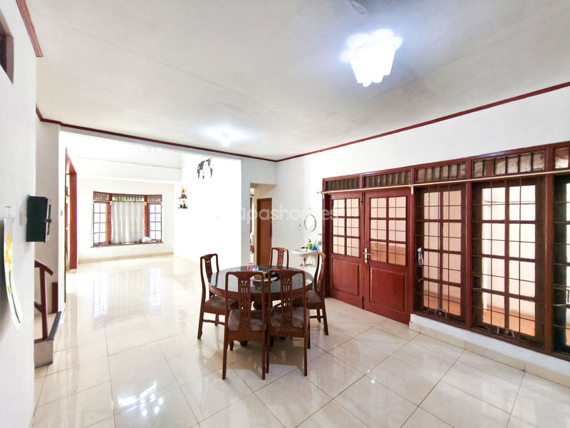 Bintaro Jaya Sektor 5 No.18
