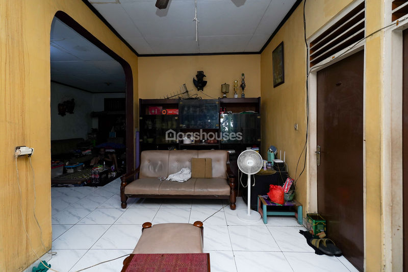 Komplek Pusbinal Blok B6