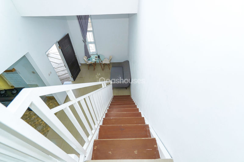 Jalan Pesona Cinere Residence