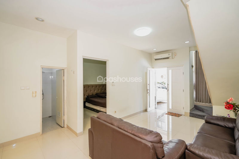 Perumahan Mahogany Grove Serpong