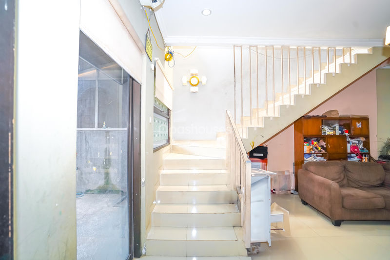 Alam Aselih Residence No.16