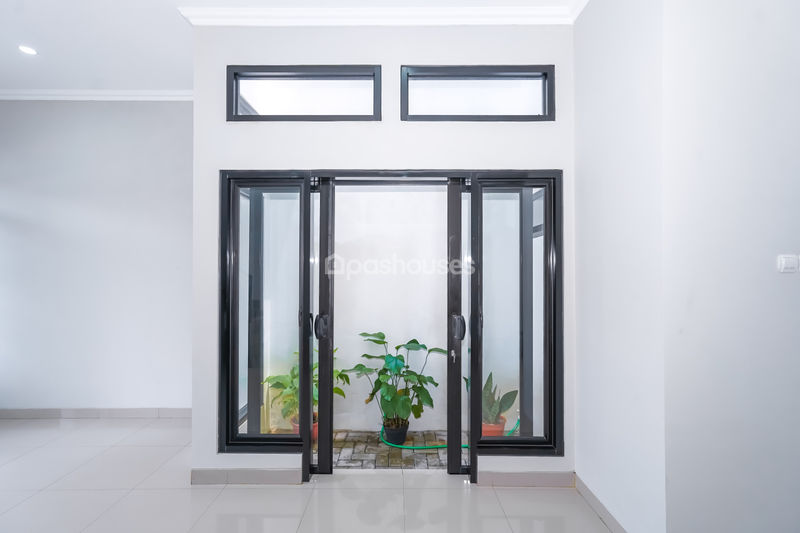 Komplek Megapolitan Cinere Blok J No.334 