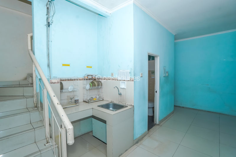 Jalan Kartini Raya No. 47B Depok