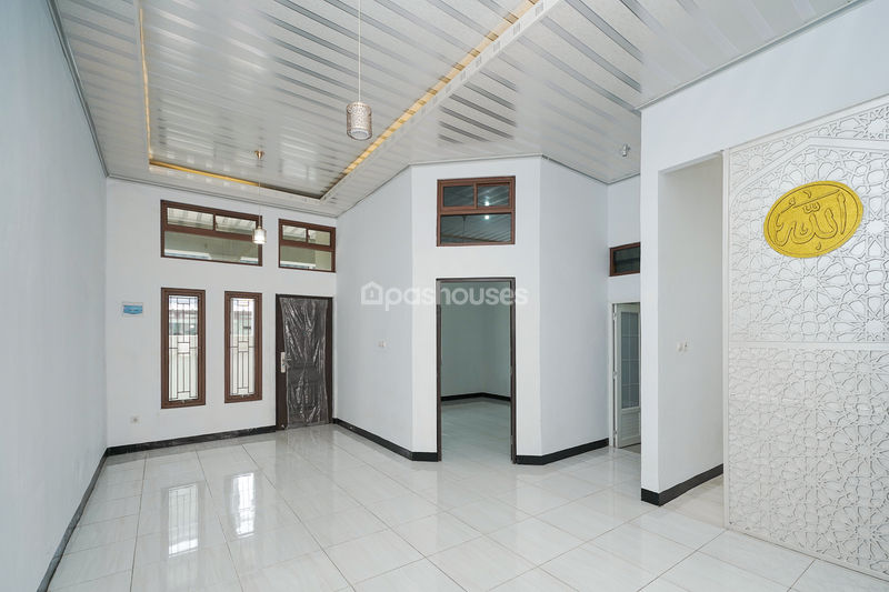 Perumahan Bumi Makmur, Jalan Bangau No. 7