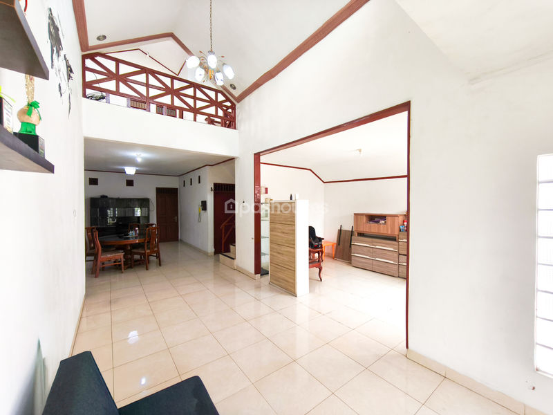 Bintaro Jaya Sektor 5 No.18