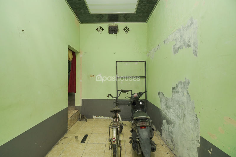 Jalan Nusantara Selatan 2 No.63