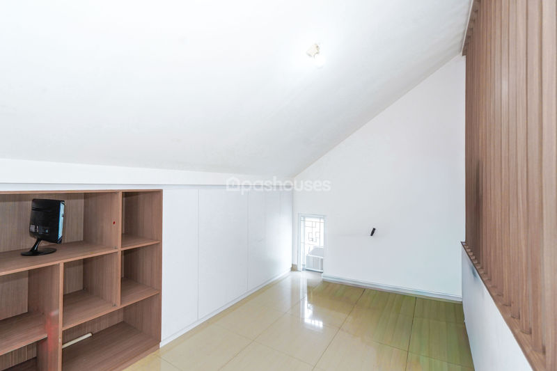 Jalan Pesona Cinere Residence