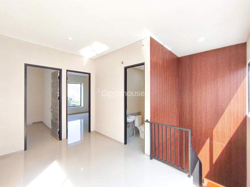 Kencana Loka BSD Sektor 12.4 Blok Q1 No.11