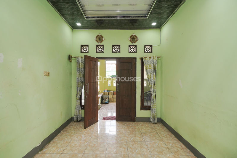 Jalan Nusantara Selatan 2 No.63