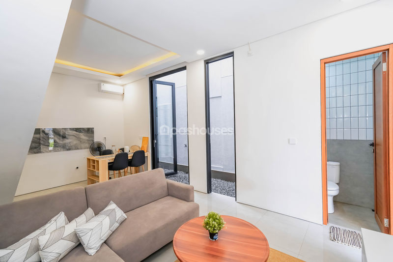 Natavasa Townhouse