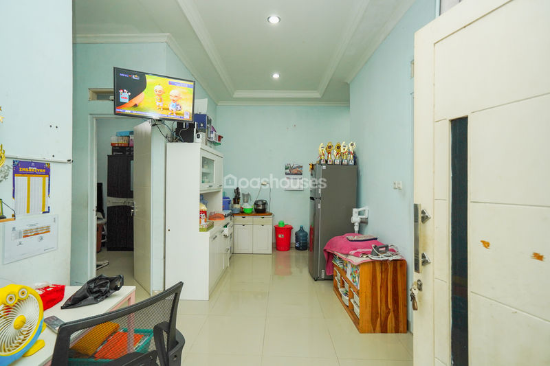 Jalan Haji Nisan 