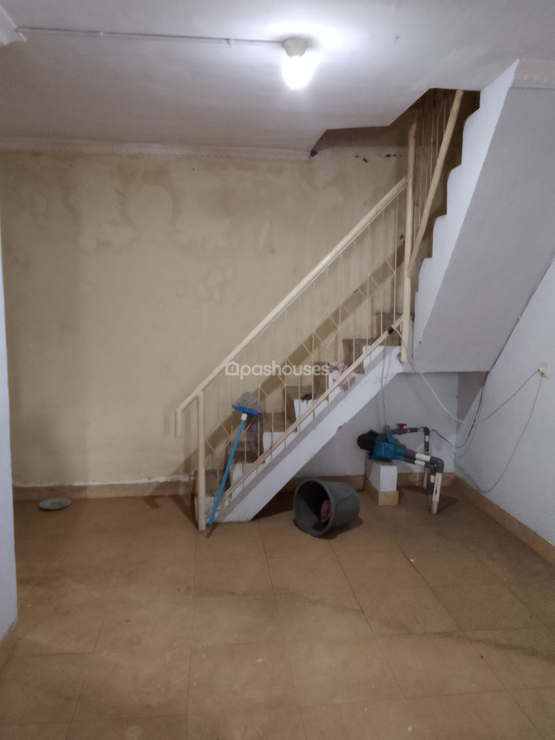 Taman Narogong Indah Blok D99 Bekasi