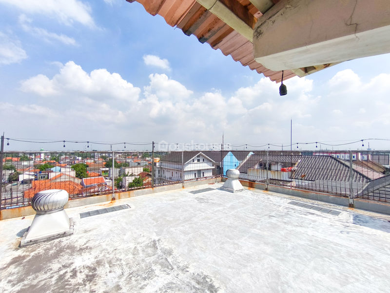 Jalan Permata Sari Utara Tangerang
