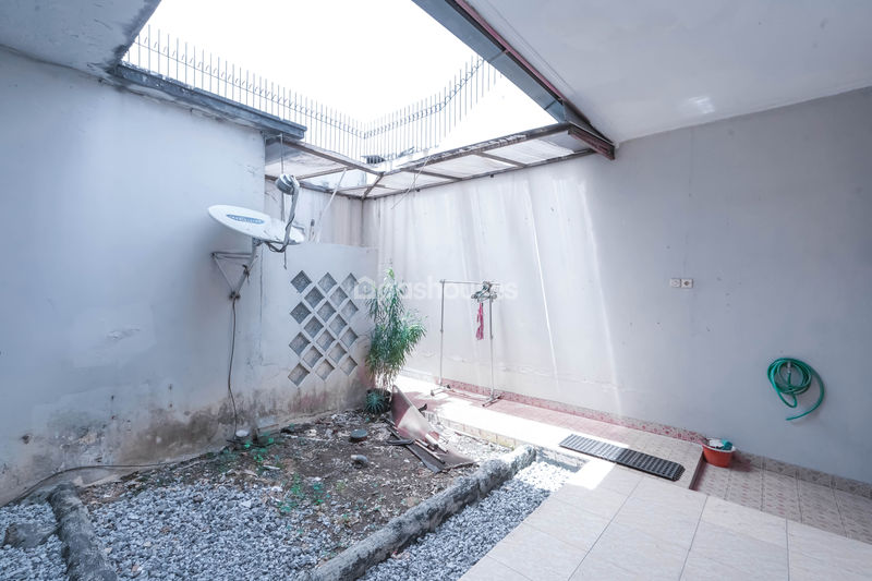 Jalan Belimbing No.30