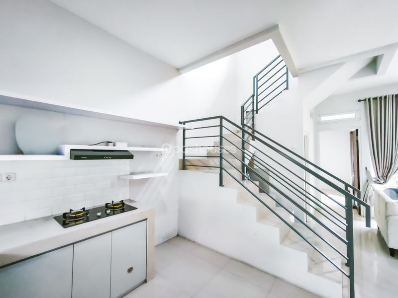 Perumahan Mampang Hills Residence