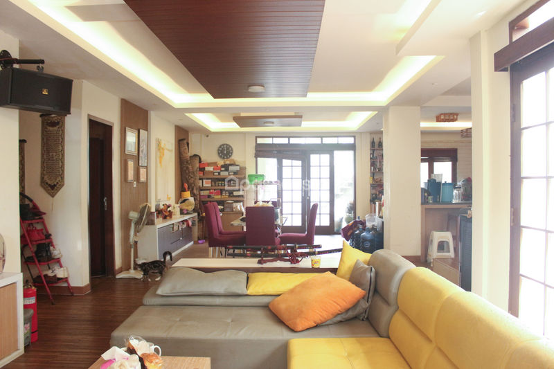 Jalan Pulo Indah 1
