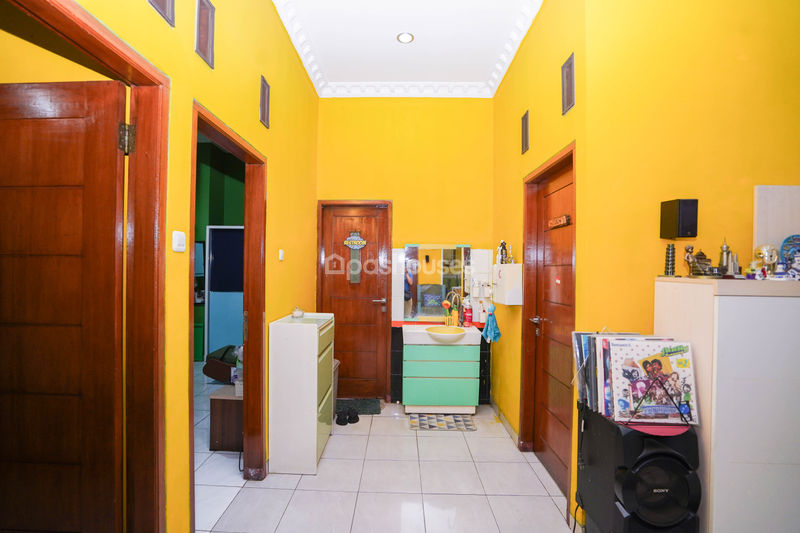 Jalan KH. Ahmad Dahlan No.22 Depok