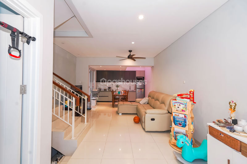 Synthesis Homes Blok B No.12