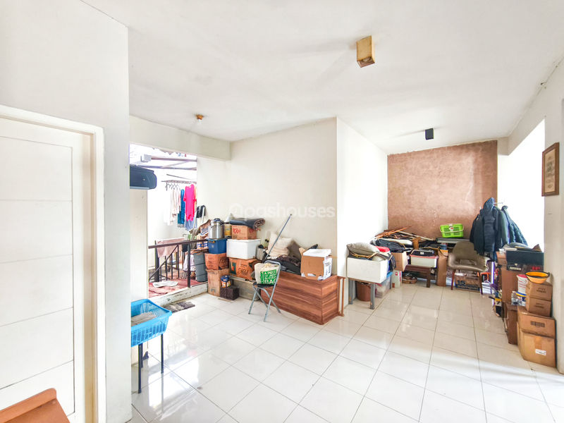 Komplek DPR Blok C6 No.8 Pondok Aren