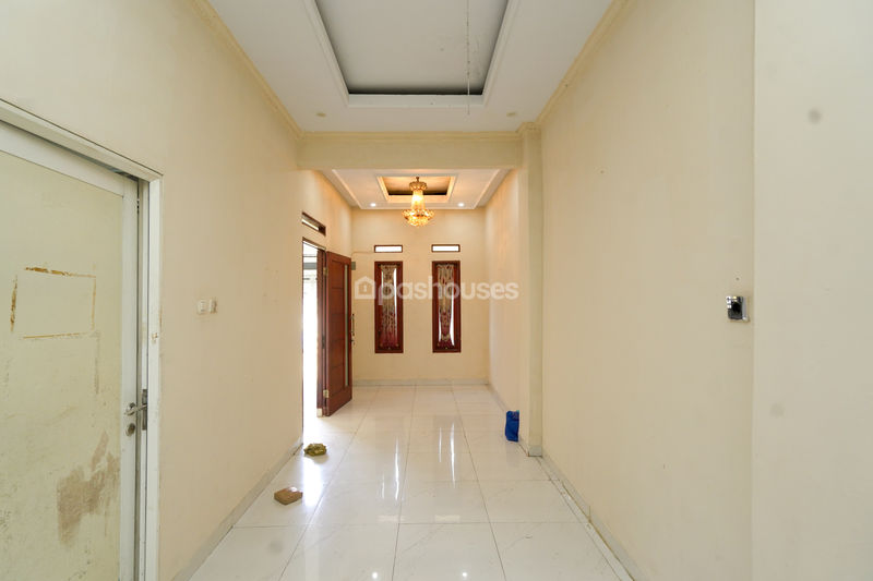 Bekasi Timur Regency Cluster Malachite Blok M8/32