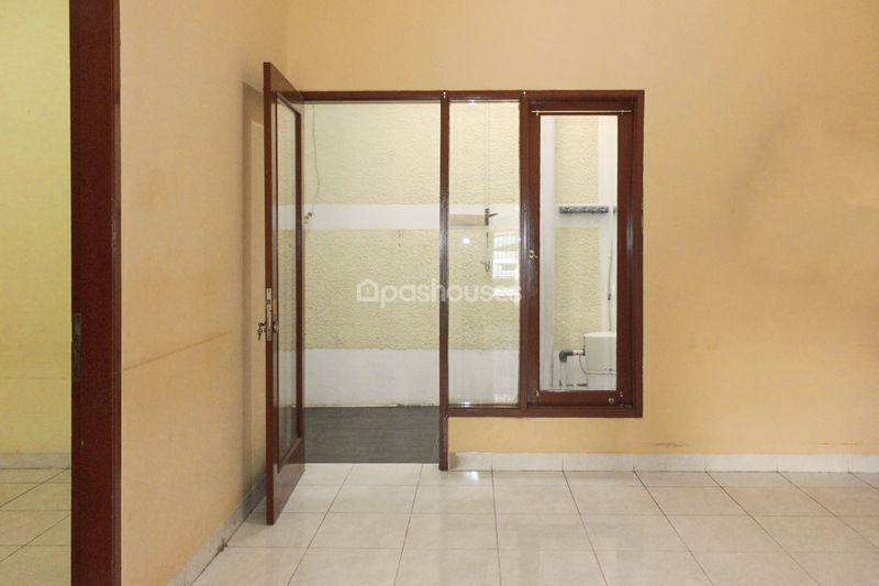 Tajur Town house