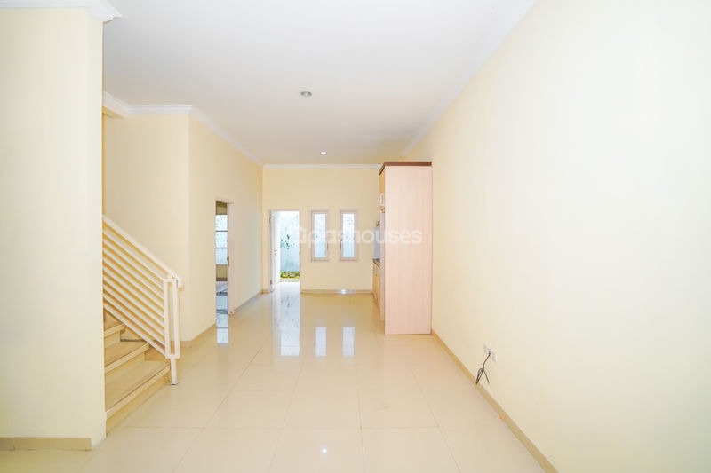 Jalan Gandaria Asri No 99
