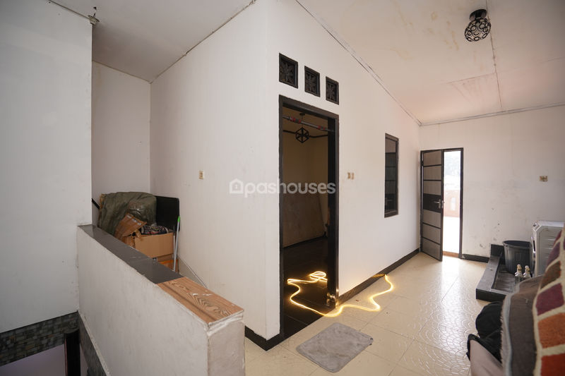 Vila Mutiara Gading 2