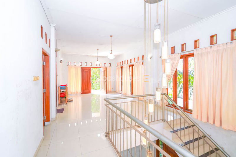 Jalan Raya Depok Sawangan