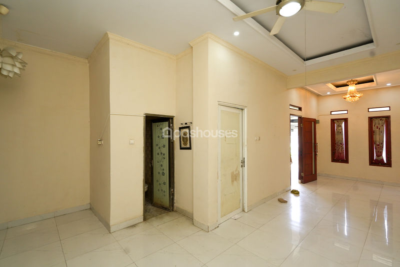 Bekasi Timur Regency Cluster Malachite Blok M8/32