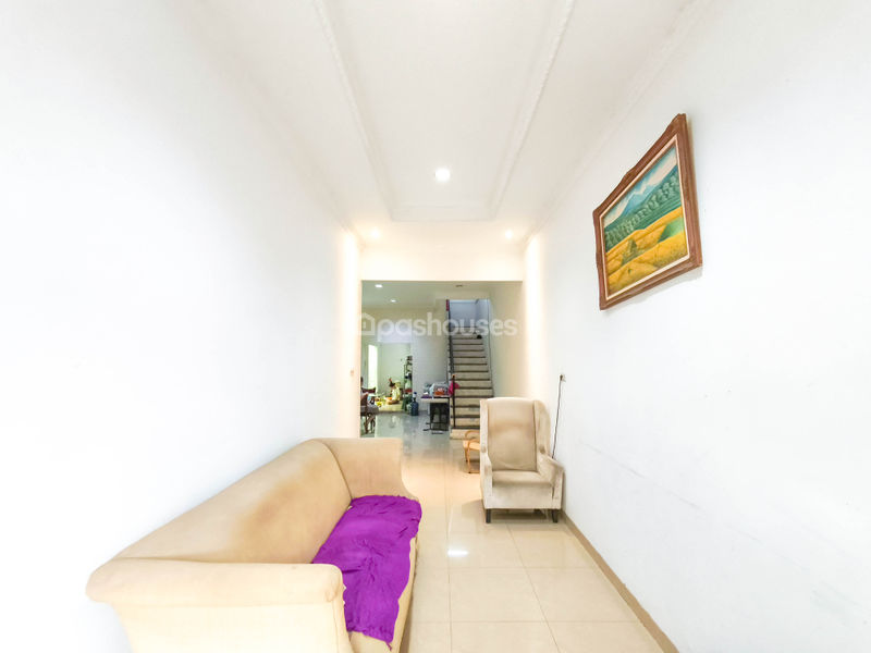 Jalan Pulo Indah Permai