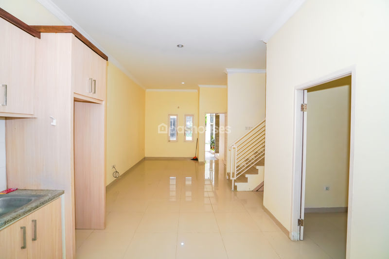 Jalan Gandaria Asri No 99