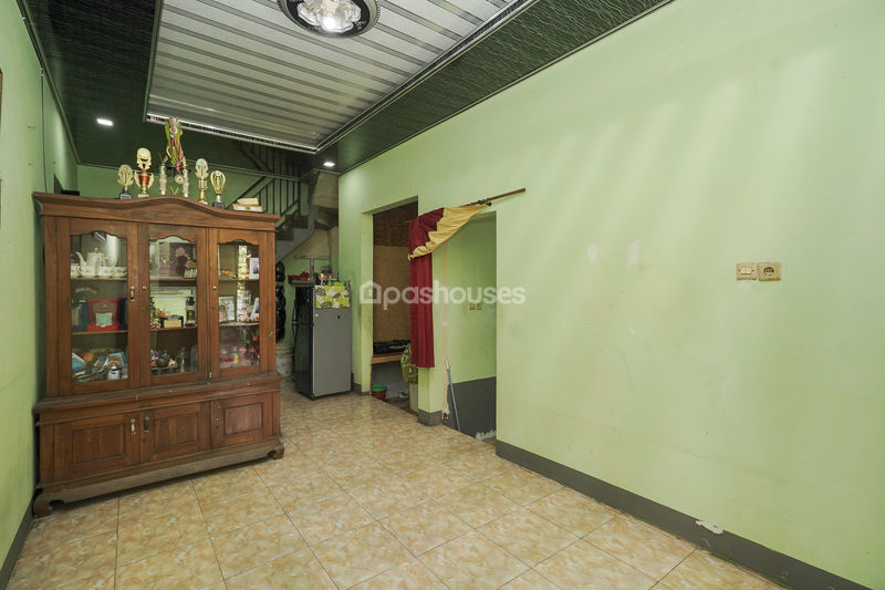 Jalan Nusantara Selatan 2 No.63