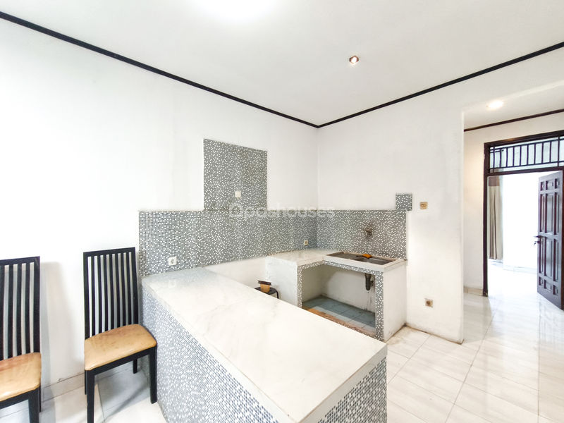 Komplek Villa Gunung Lestari Blok C4 / 26