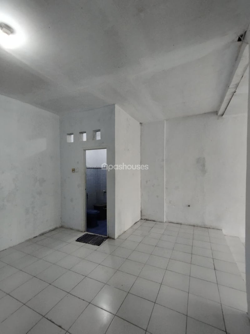Perumahan Taman Kirana Surya Blok H 16 No. 32 & 31